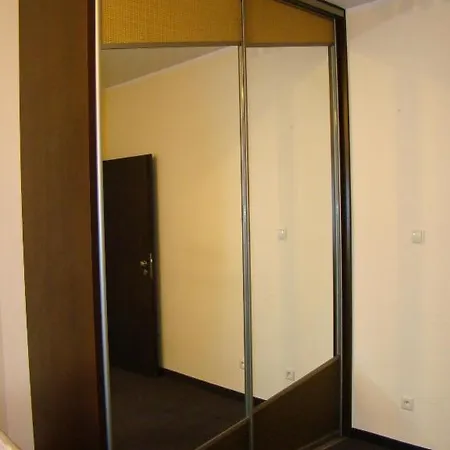 Alloggio in famiglia Pentagos *