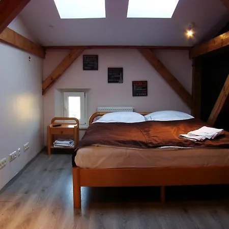 Homestay Pentagos