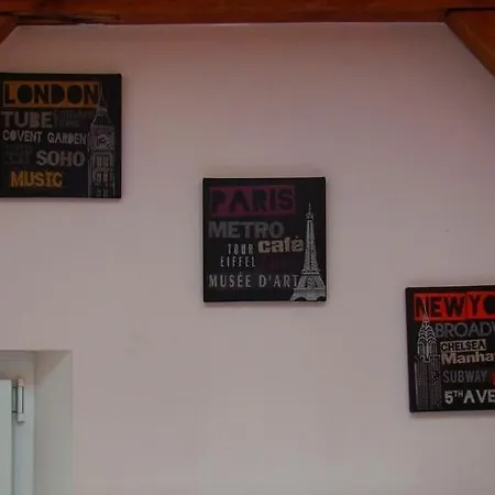 Pentagos Homestay Poznan